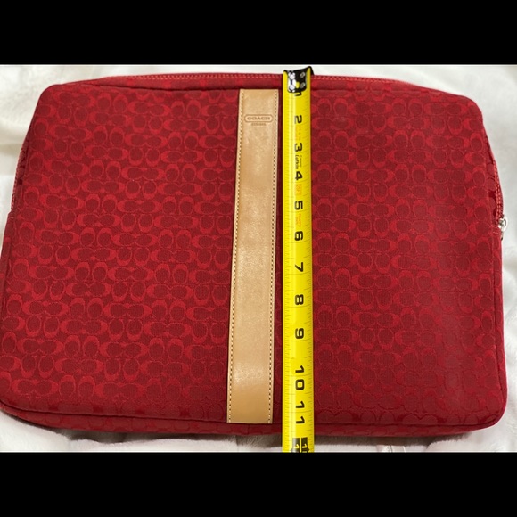 Authentic Coach laptop case. - Picture 6 of 7
